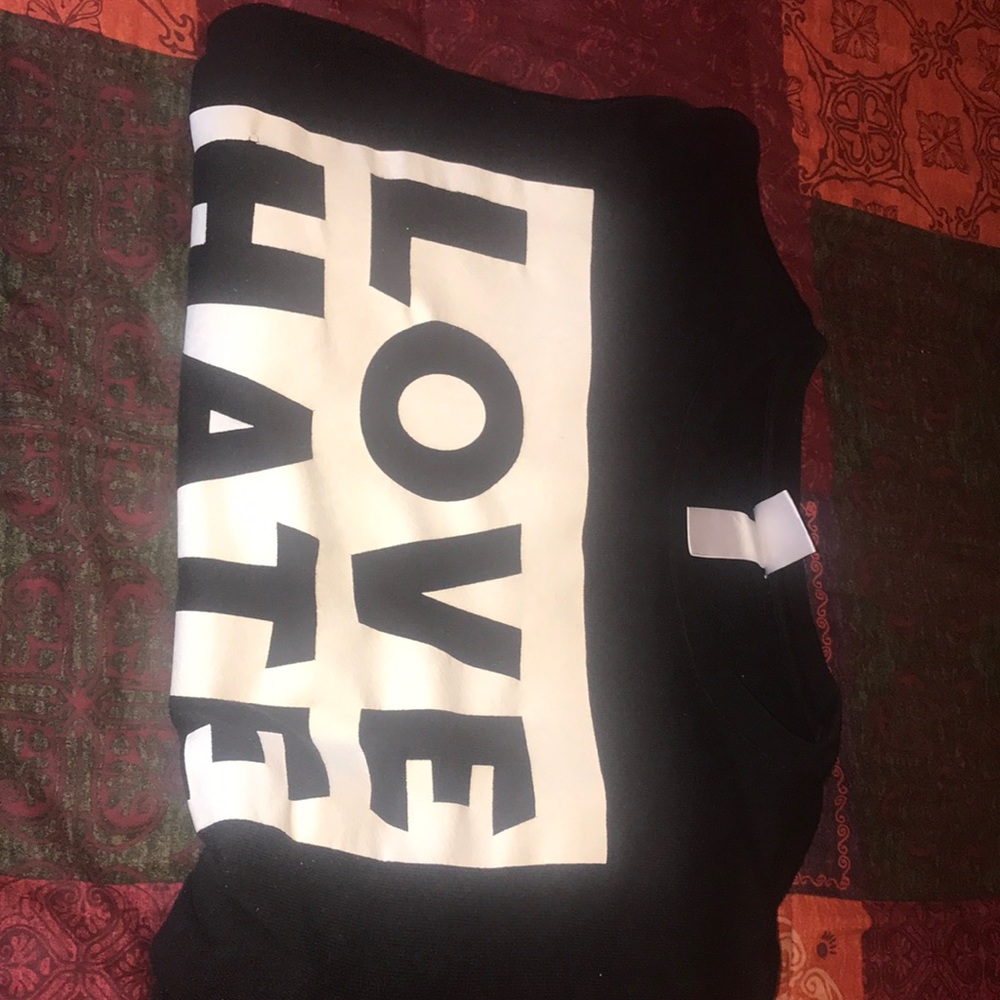 Sweatshirt